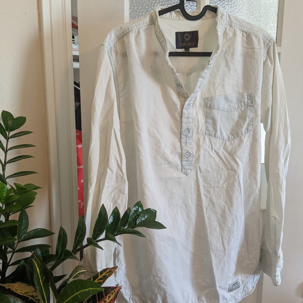 Stonefeather Long Sleeve Collarless Button Up shirt in size Small